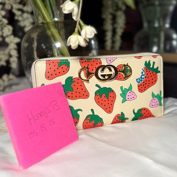🍓Gucci Zumi Strawberry Zip Around Wallet – Ivory & Red Calfskin 🍓 - Picture 1 of 10